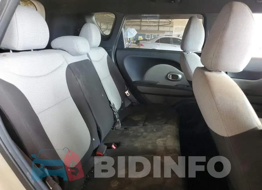 KNDJN2A25G7255794 Photo# 10