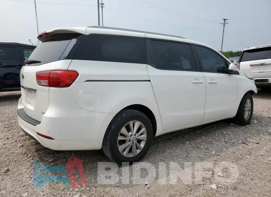 KNDMB5C1XH6334574 Photo# 3