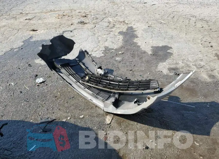 2T1BURHE9FC446812 Photo# 12