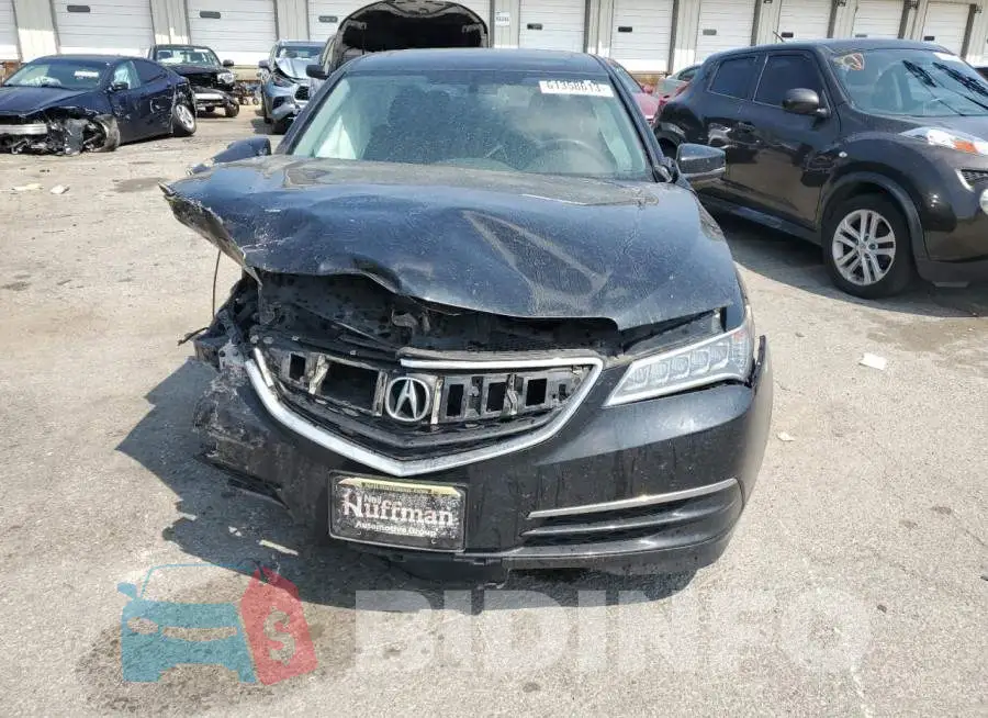 19UUB2F37FA010182 Photo# 5