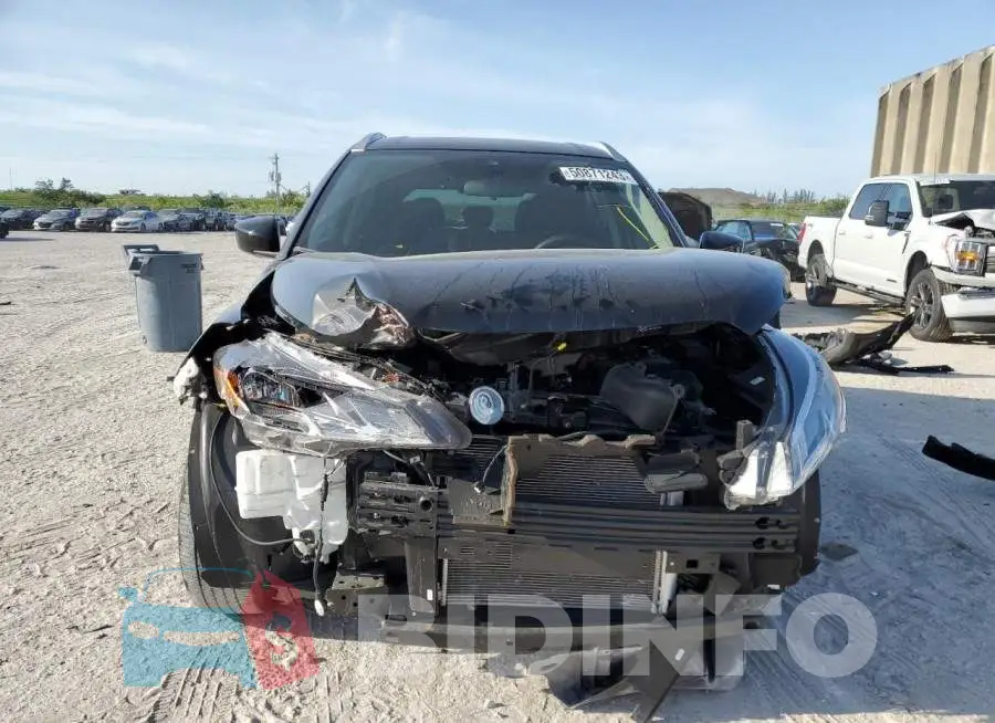3N1CP5CV4ML508576 Photo# 5