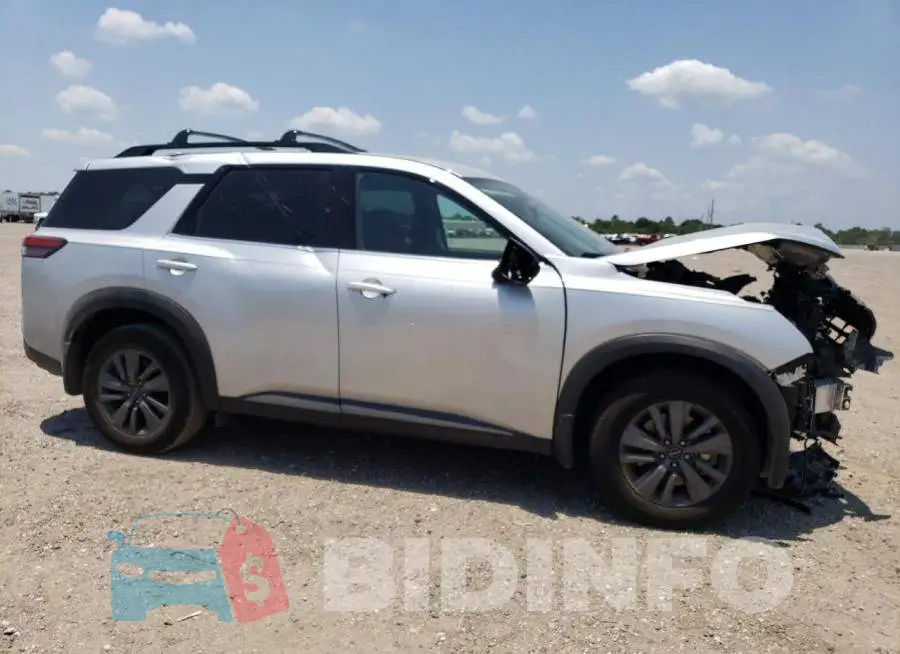 5N1DR3BAXPC246282 Photo# 4