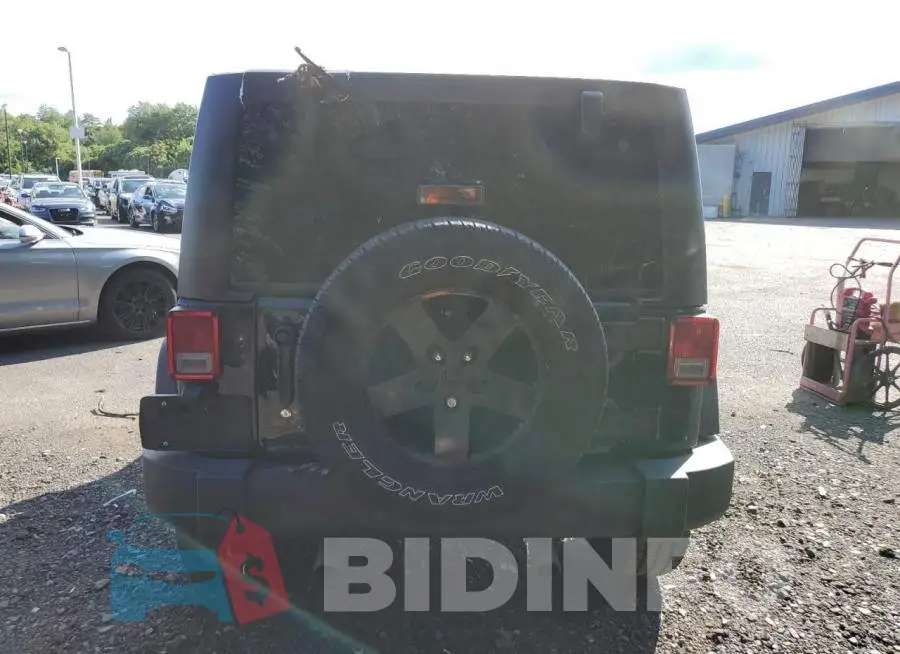 1C4BJWDGXHL737717 Photo# 6