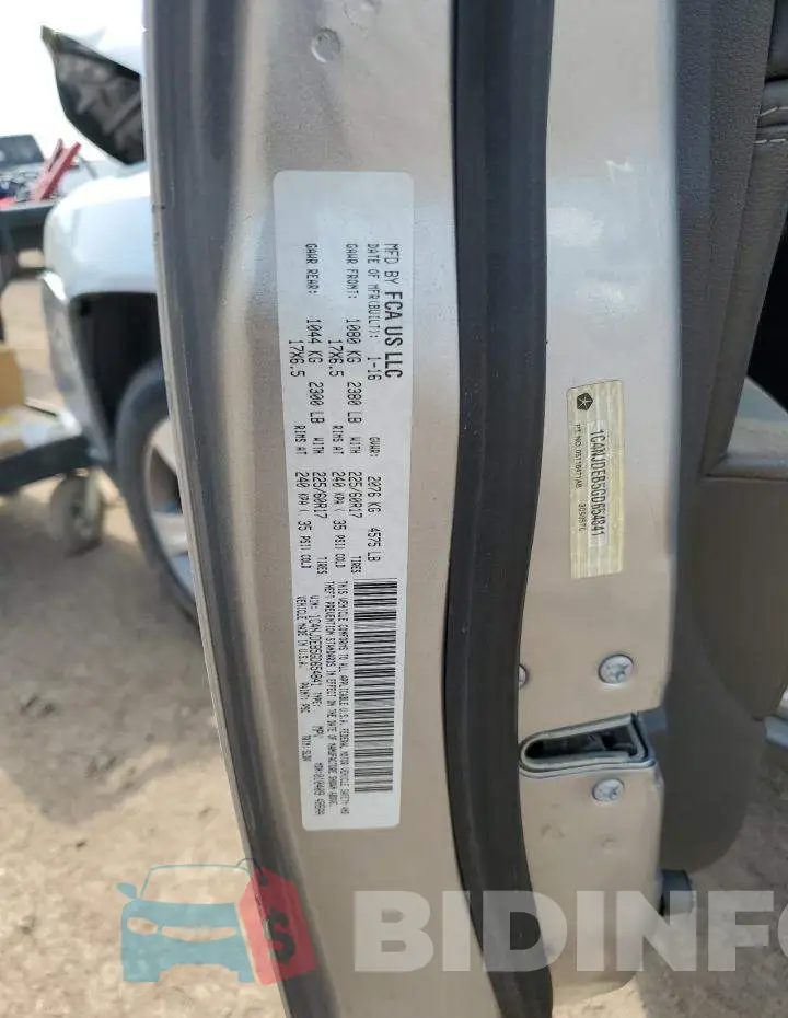 1C4NJDEB5GD654841 Photo# 12