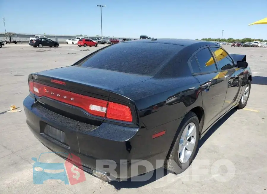 2C3CDXBG0EH232318 Photo# 4