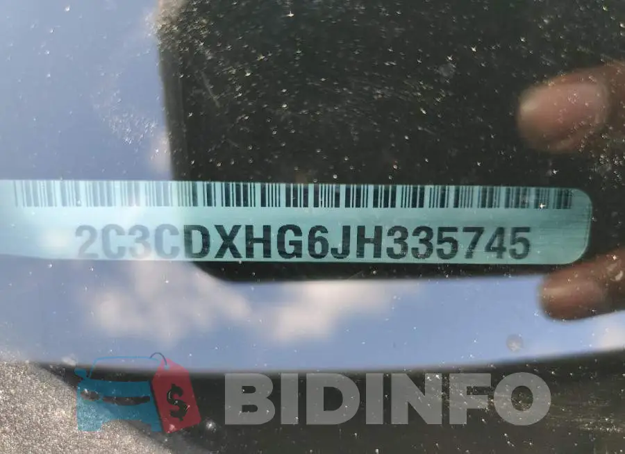 2C3CDXHG6JH335745 Photo# 13