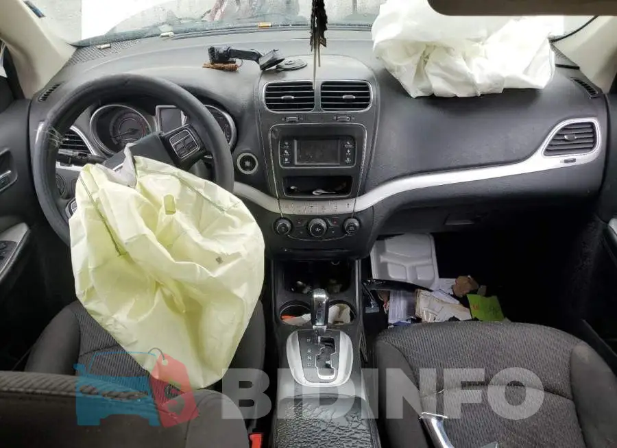 3C4PDCAB2JT242023 Photo# 8