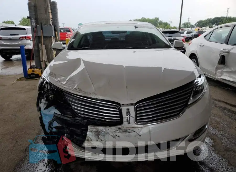 3LN6L2G94GR602827 Photo# 5