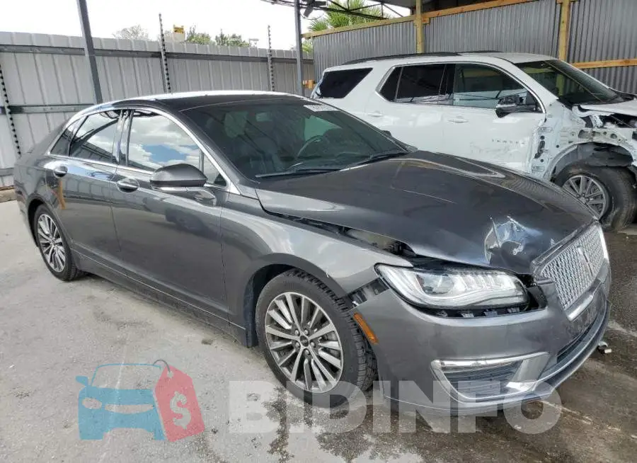3LN6L5LU4KR631104 Photo# 4