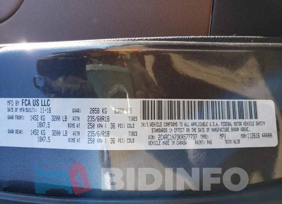 2C4RC1N73KR577737 Photo# 13