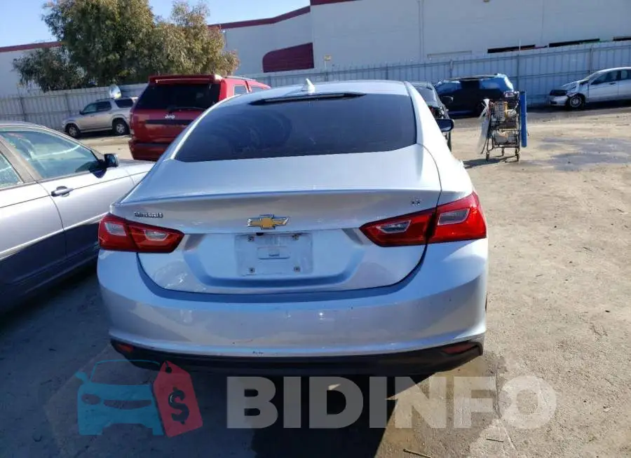 1G1ZD5ST3JF186012 Photo# 6