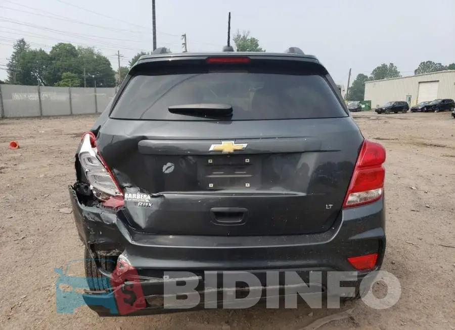 KL7CJLSB8JB729196 Photo# 6