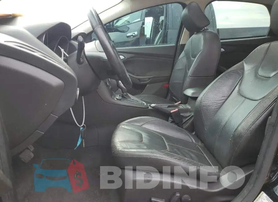 1FADP3F22GL274046 Photo# 7