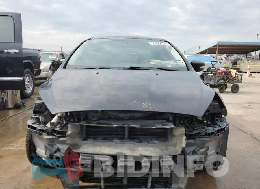 1FADP3F22GL274046 Photo# 5