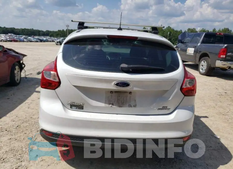 1FADP3K2XEL252184 Photo# 6