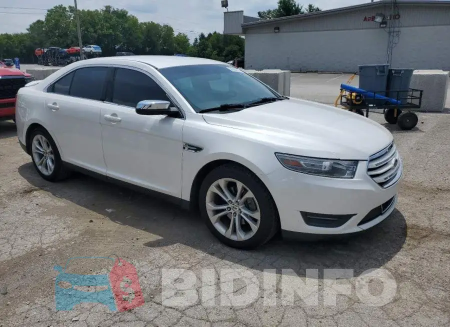 1FAHP2F89EG132010 Photo# 4