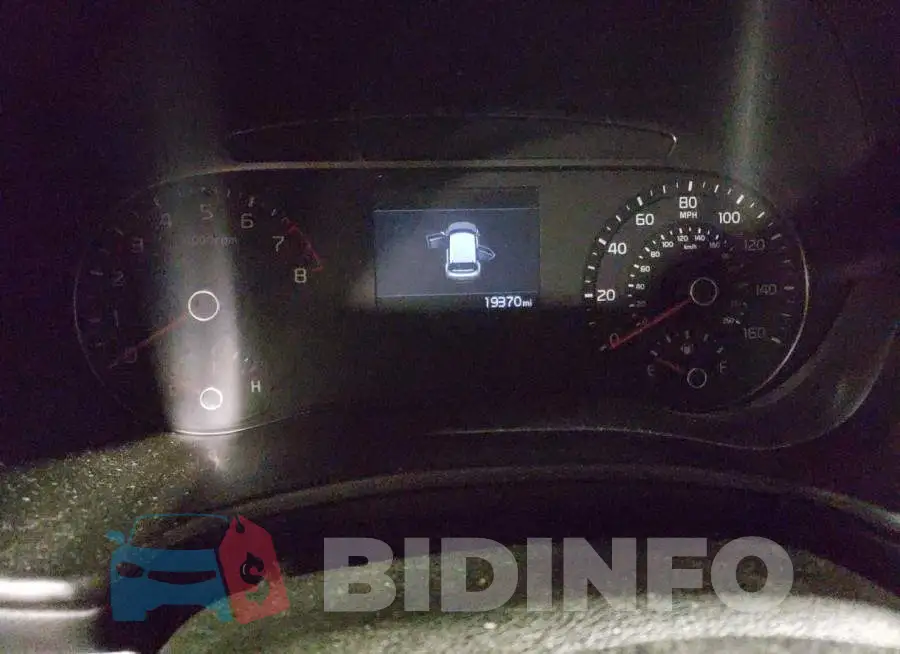 KNDJ23AUXM7741125 Photo# 9