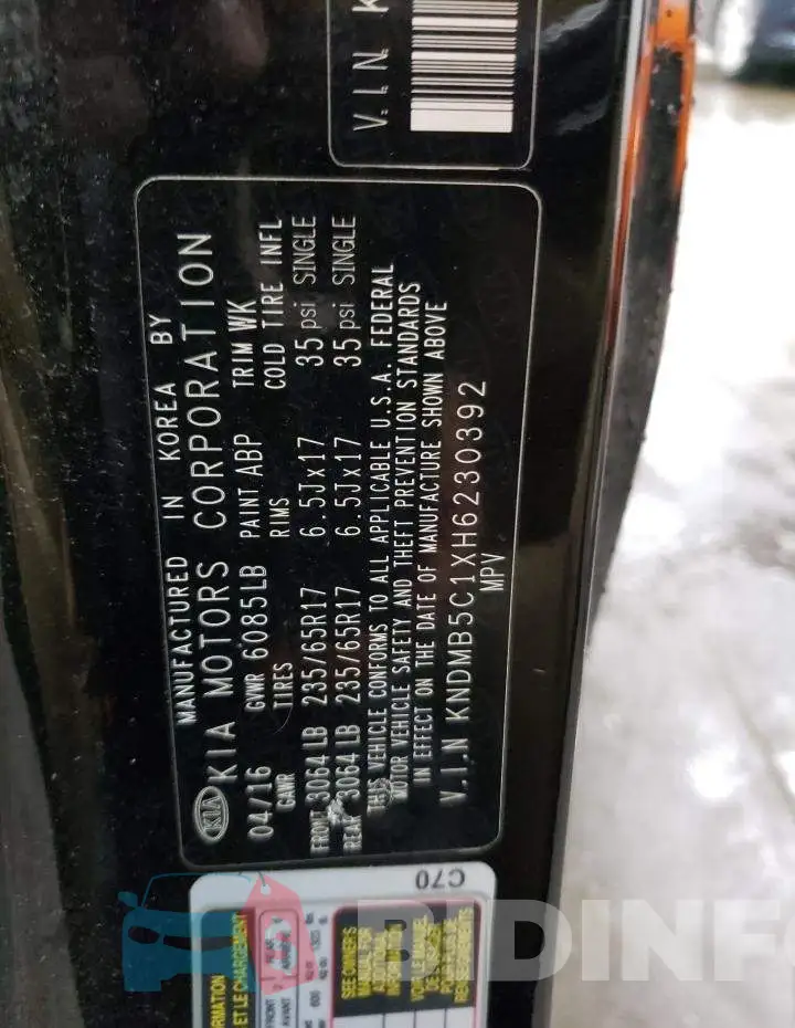 KNDMB5C1XH6230392 Photo# 13