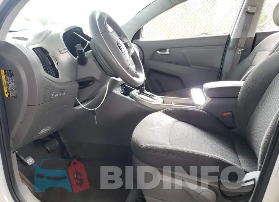 KNDPB3AC7G7827546 Photo# 7