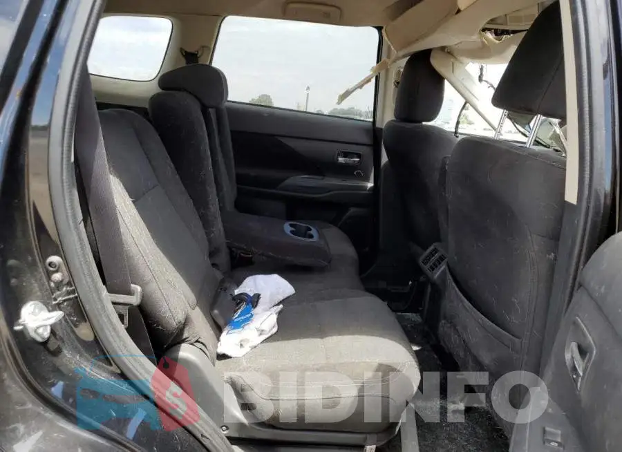 JA4AD2A36KZ038080 Photo# 10