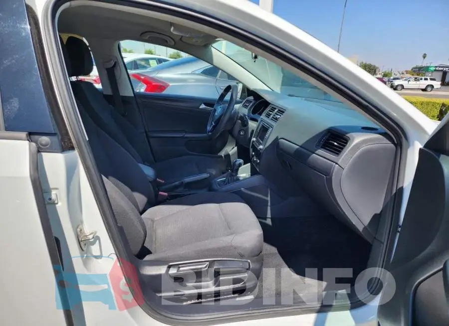 3VW267AJ7GM221591 Photo# 5