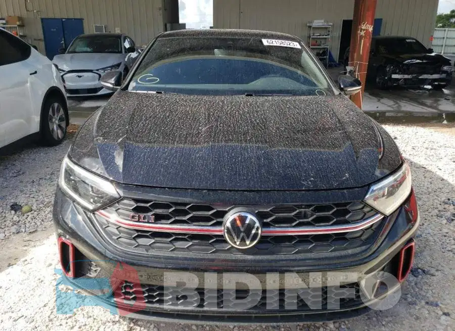 3VW2T7BU8PM038587 Photo# 5