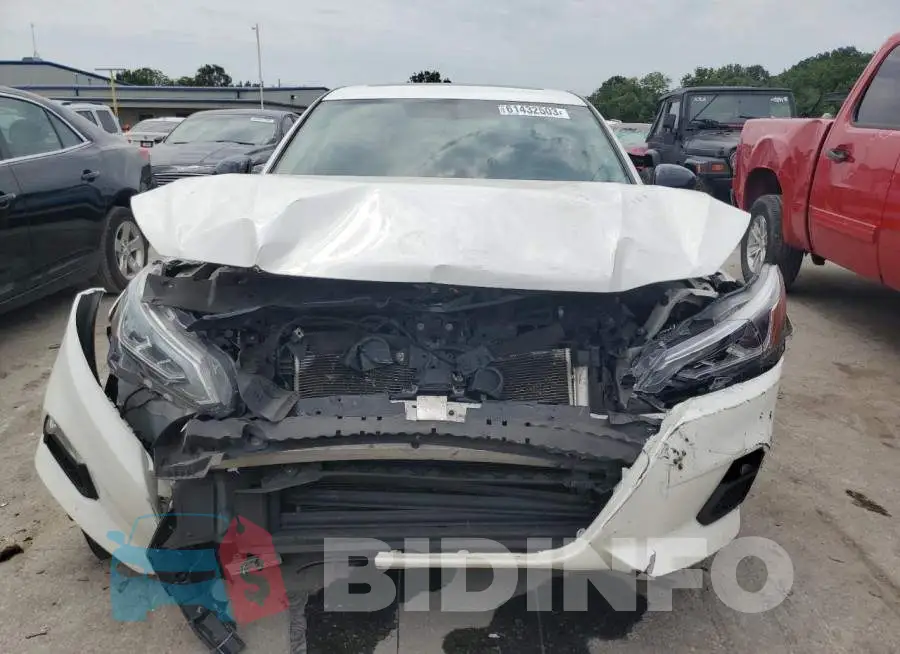 1N4BL4CV7KC113417 Photo# 5