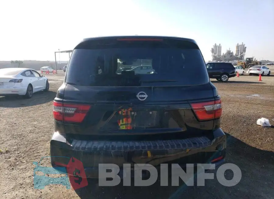 JN8AY2BAXP9402018 Photo# 6
