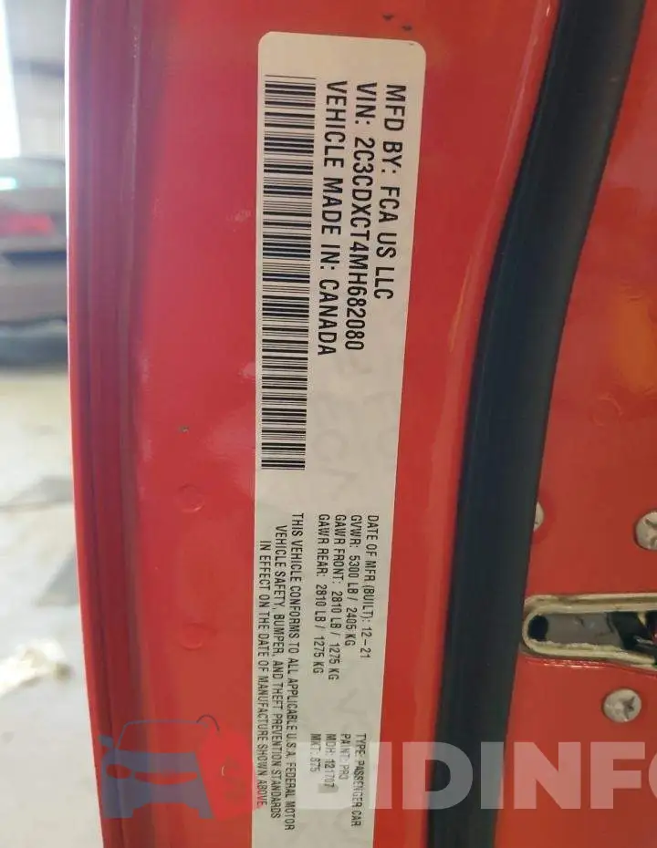2C3CDXCT4MH682080 Photo# 13
