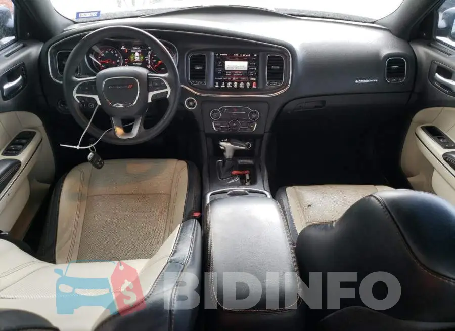 2C3CDXHG2FH917848 Photo# 8