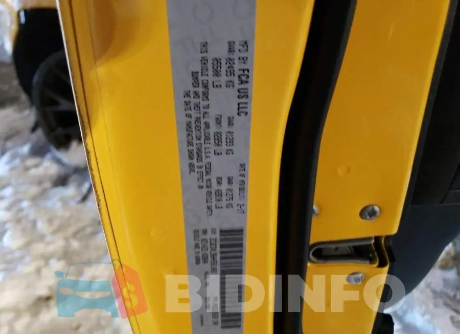 2C3CDXL96HH581083 Photo# 12