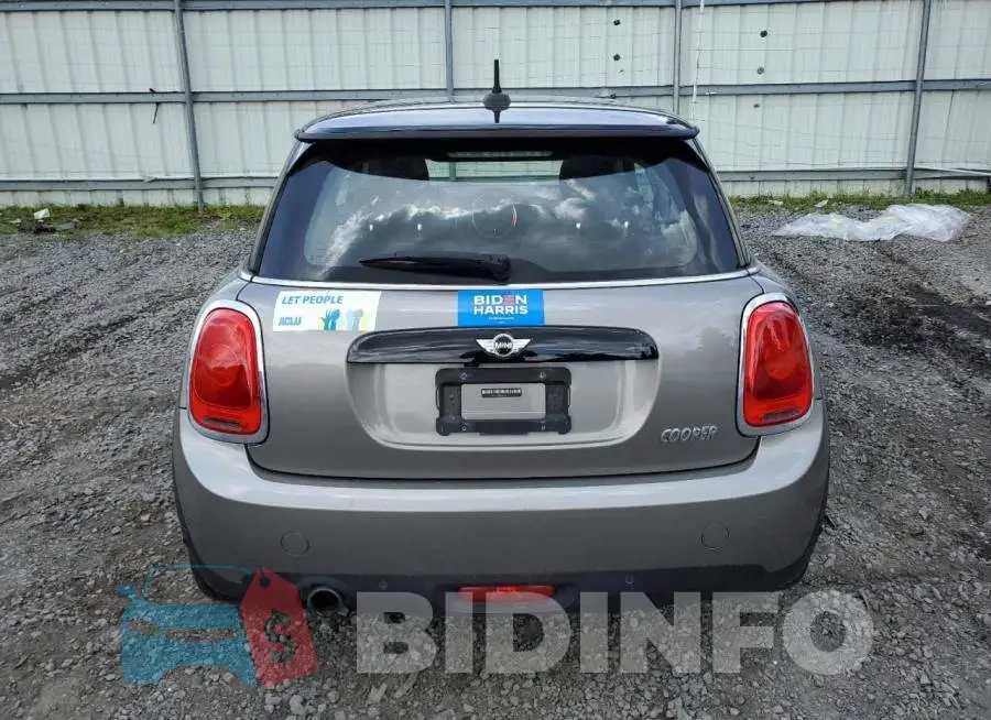 WMWXP5C56J2D71667 Photo# 6
