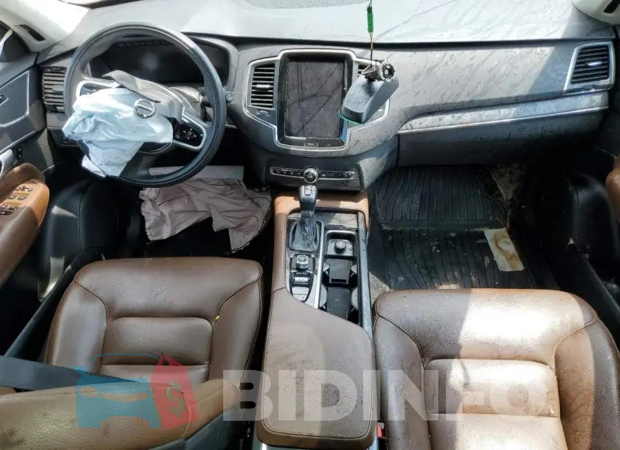 YV4A22PK2L1532668 Photo# 8