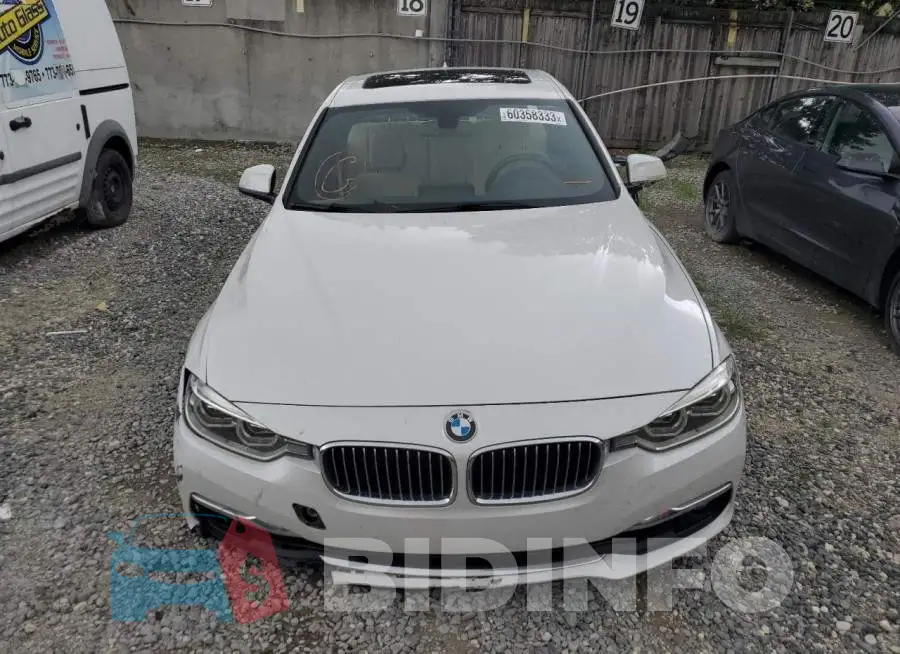 WBA8B9G52JNU97508 Photo# 5