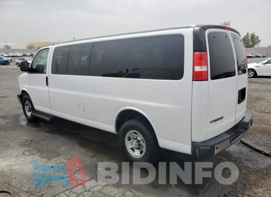 1GAZGPFP6M1214533 Photo# 2