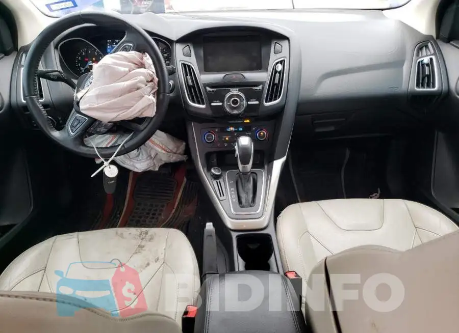 1FADP3N28FL287190 Photo# 8