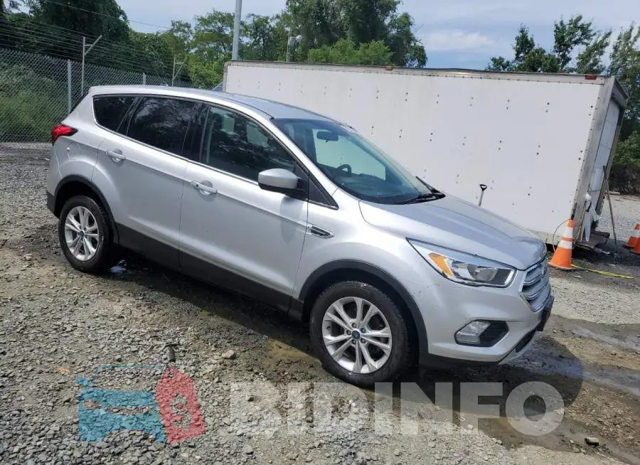 1FMCU0GD4KUB32955 Photo# 4