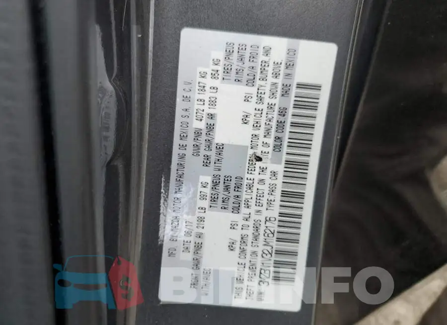 3MZBN1V32JM162176 Photo# 12