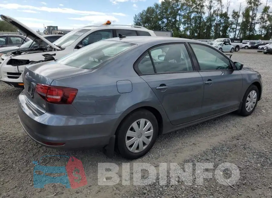 3VW267AJ2GM415638 Photo# 3