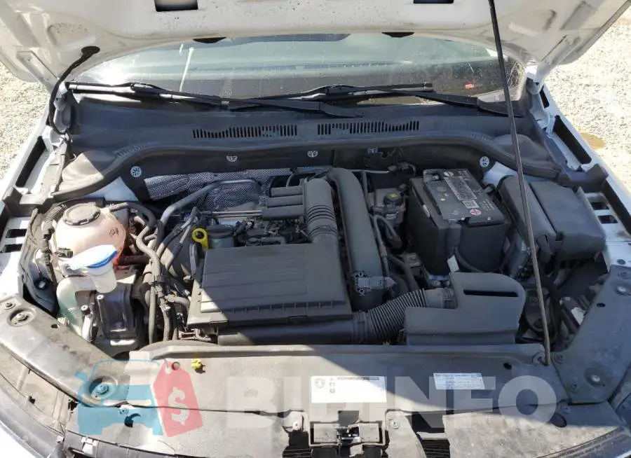 3VW2B7AJ7JM240886 Photo# 11