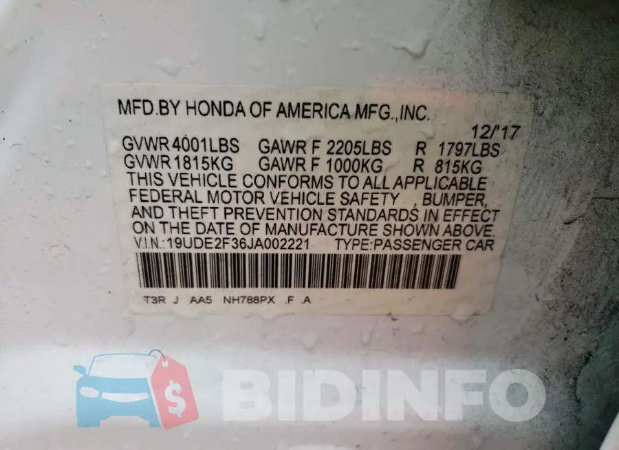 19UDE2F36JA002221 Photo# 12