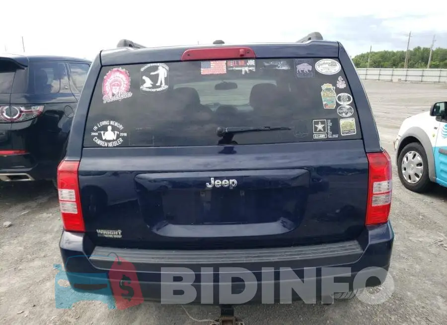 1C4NJPBB0GD711937 Photo# 6