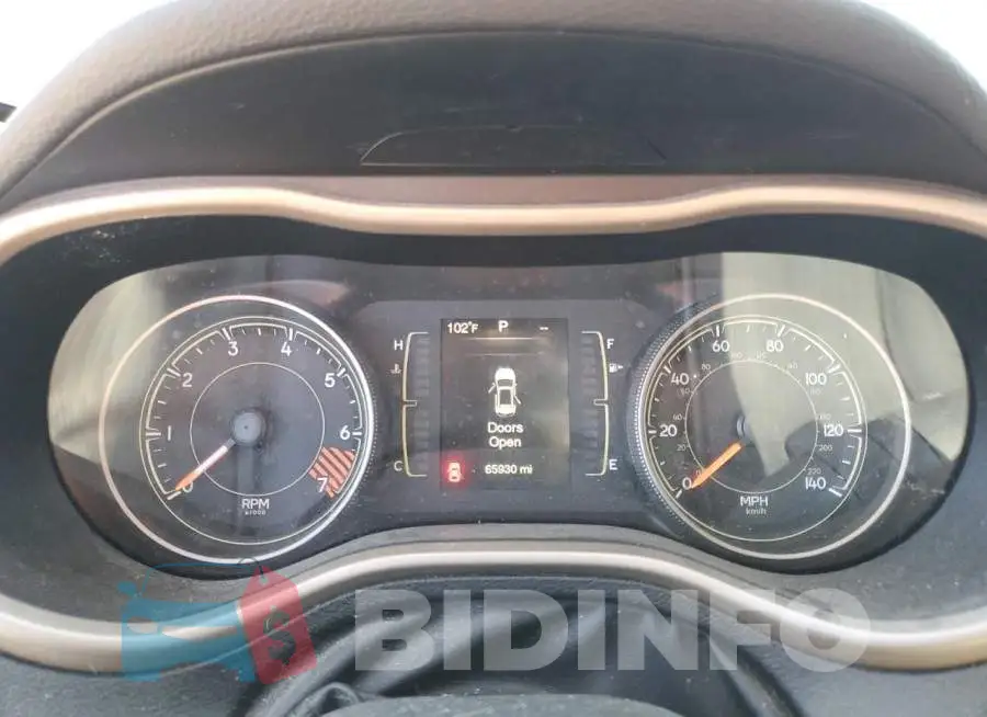 1C4PJLCB3FW722837 Photo# 9