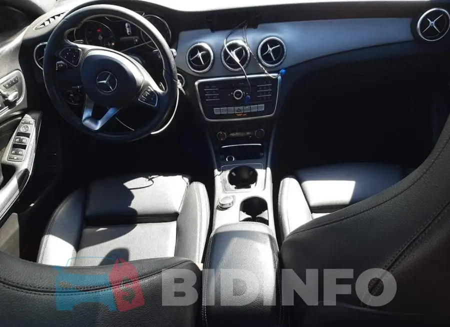 WDDSJ4EB1JN679083 Photo# 8