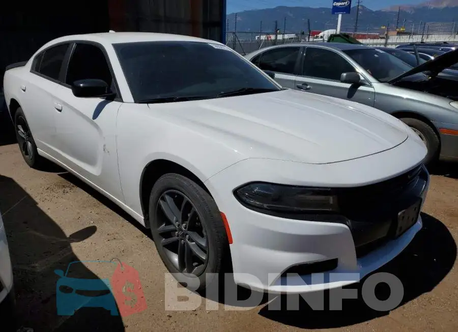 2C3CDXJG3KH663040 Photo# 4