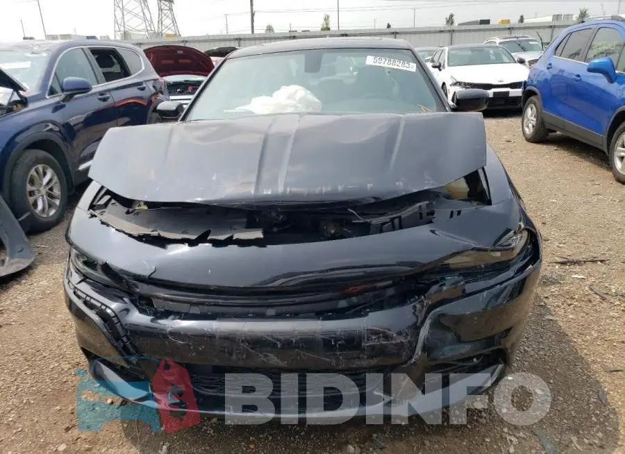 2C3CDXJG4FH766019 Photo# 5