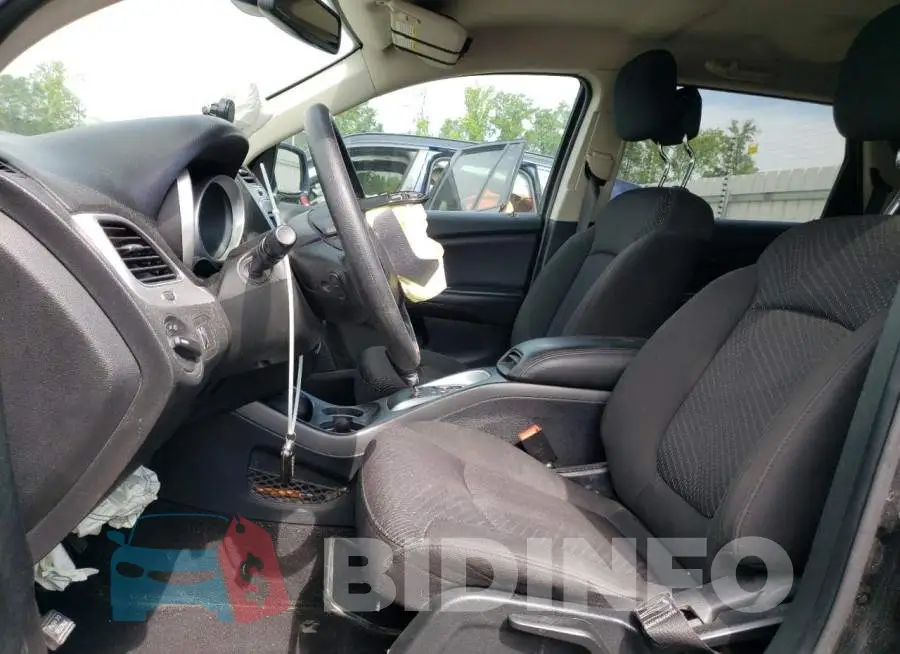 3C4PDCAB1JT421573 Photo# 7