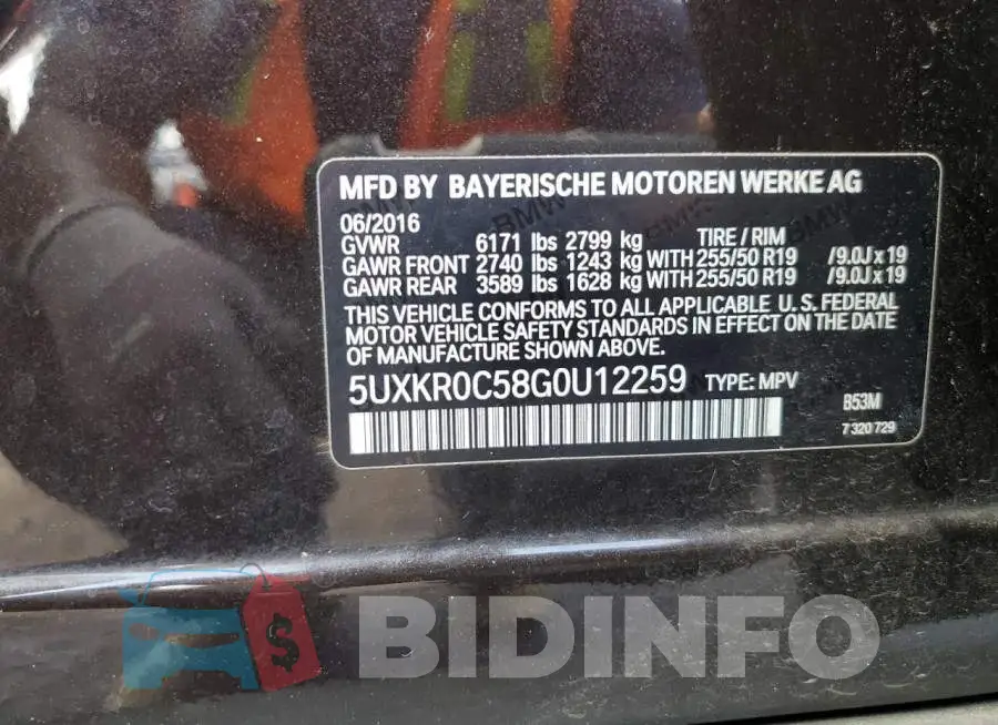 5UXKR0C58G0U12259 Photo# 12