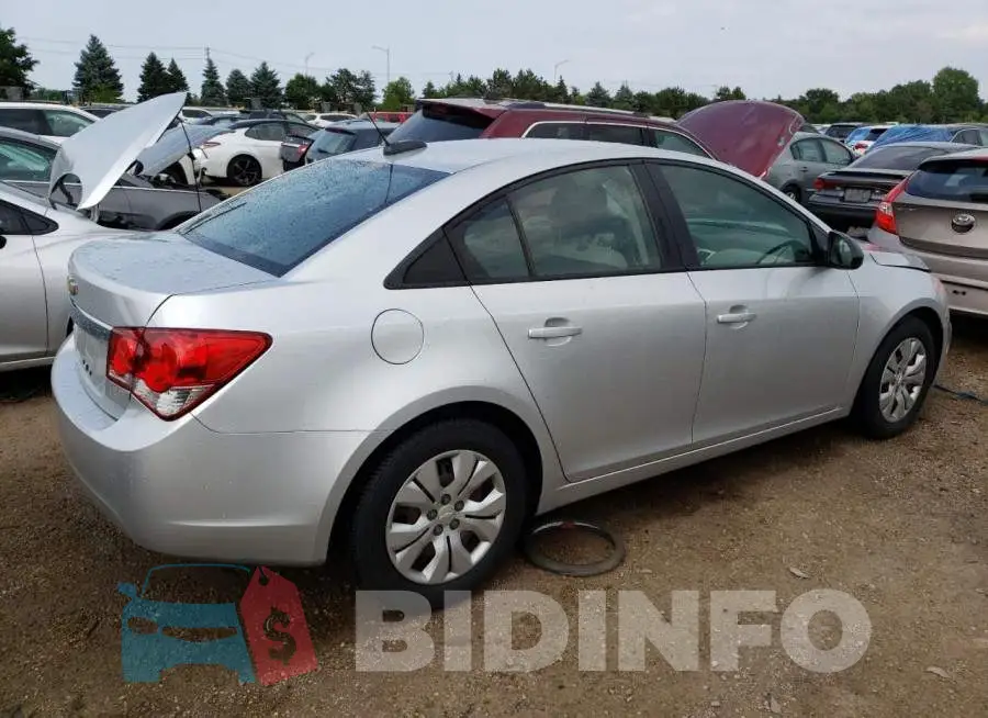 1G1PA5SH8G7155417 Photo# 3