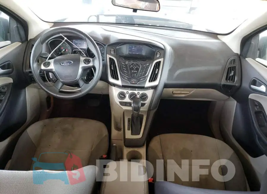 1FADP3F2XEL140477 Photo# 8